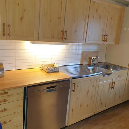Leilighet Sentralt Med 4 Soveplasser. Appartamento Narvik