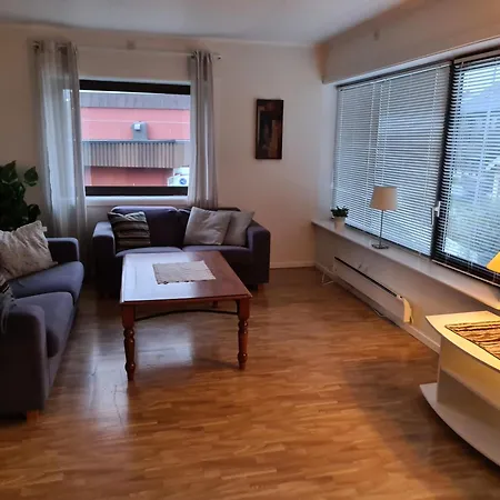 Appartamento Leilighet Sentralt Med 4 Soveplasser.