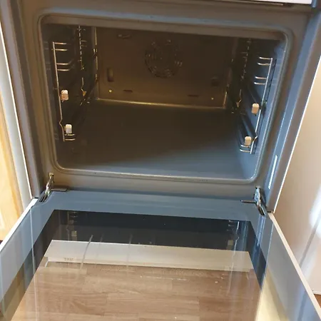 Leilighet Sentralt Med 4 Soveplasser. Appartamento *