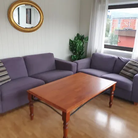 Appartamento Leilighet Sentralt Med 4 Soveplasser. Narvik